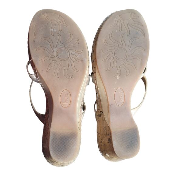 BOC Born Concept Women’s Size 7 US Leather Cork Wedge Floral Slip On Sandals - Picture 4 of 6